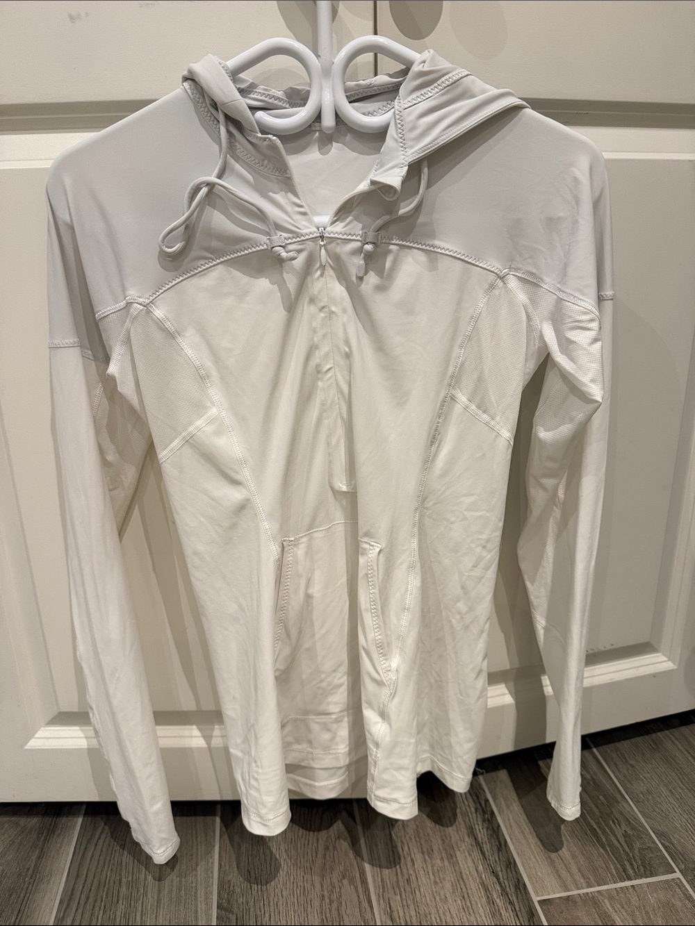 Lululemon Lightweight White Hooded Women's Top